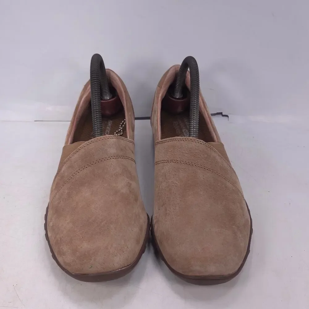 Skechers Relaxed Fit Slip On Walking Shoe Womens Size 7.5 100377 Beige